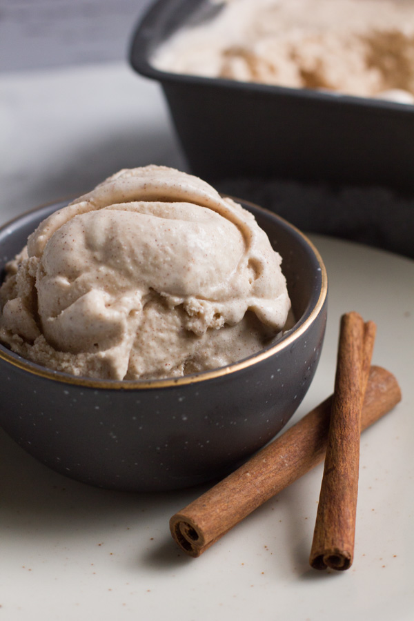Cinnamon | Ice Cream | Homemade | Cinnamon Bun Ice Cream | Homemade Ice Cream | Cinnamon Bun