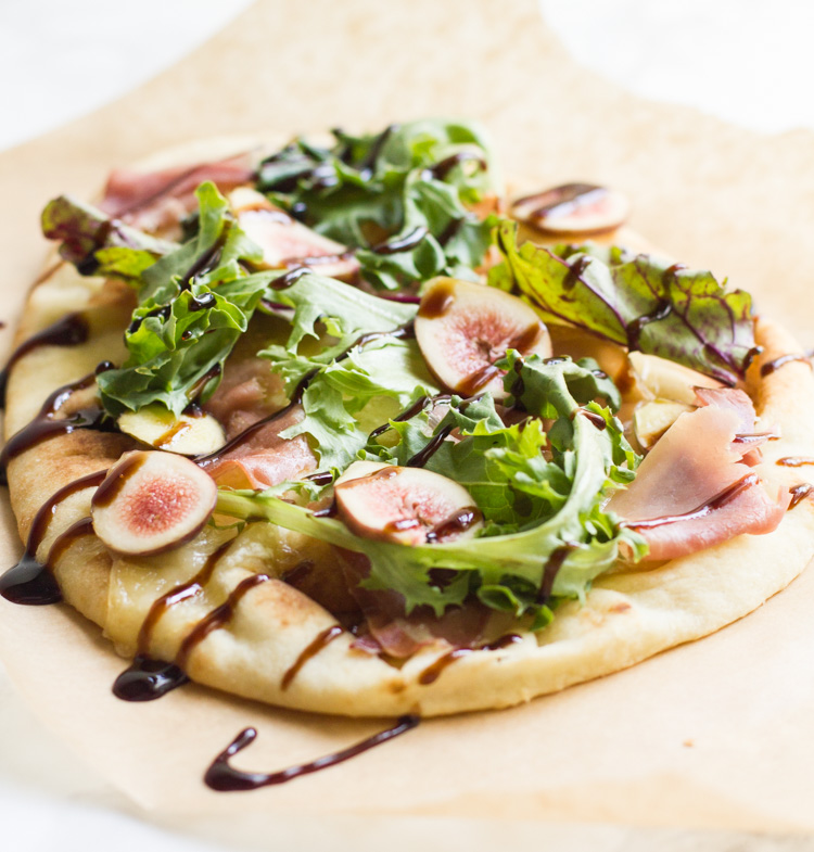 This Brie, Fig & Prosciutto Pizza has earthy, sweet, salty and cheesy flavors in every bite. It makes the perfect lunch or light dinner.