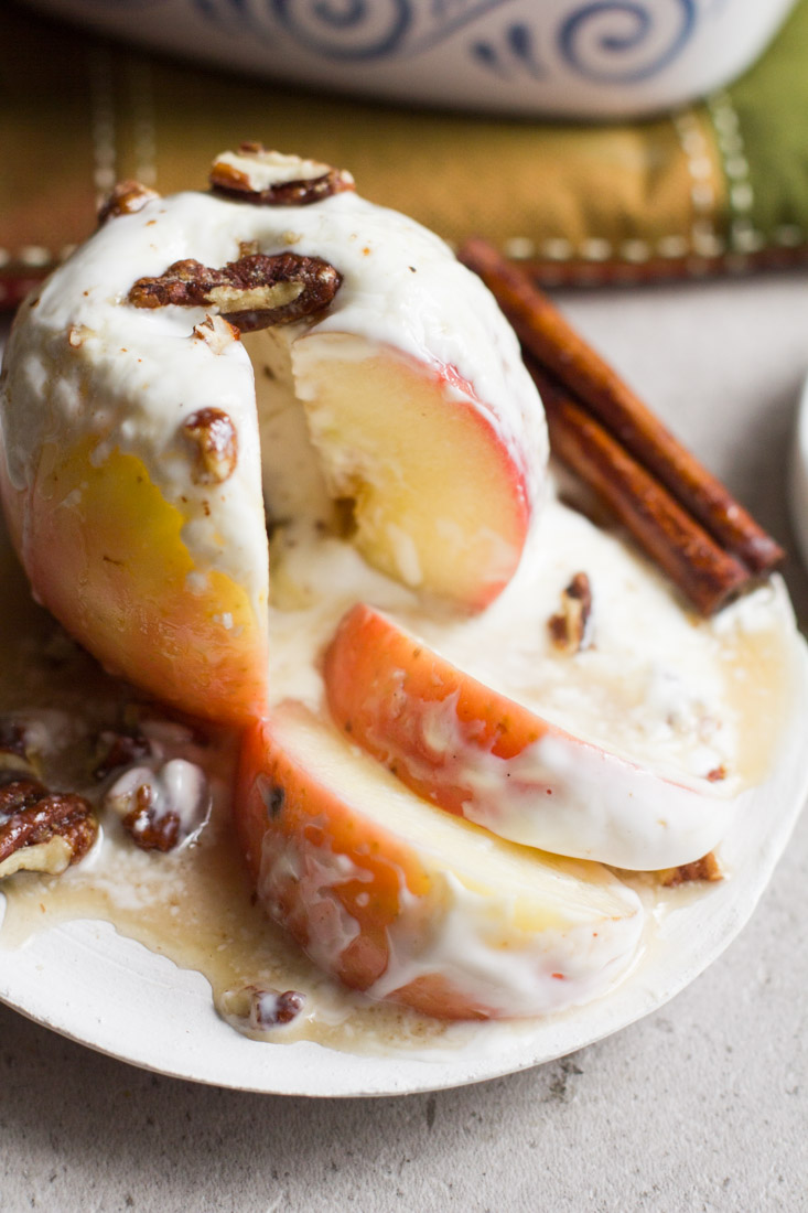 An awesome fall dessert that can be enjoyed anytime of year. These cinnamon honey-baked apples are the perfect dessert when you want all of the flavors of apple pie!