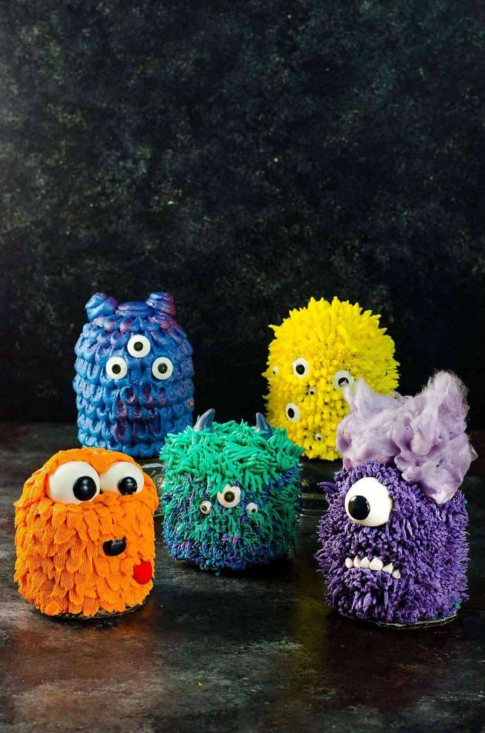 A fun and festive list of recipes to help you throw the best Halloween party! Some of our favorites are bloody red velvet poached pears, bourbon butterbeer, witchy caramel apples, oreo mummy pops, and halloween pizza potato skins!